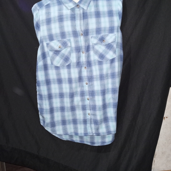 Flannel - Picture 5 of 5